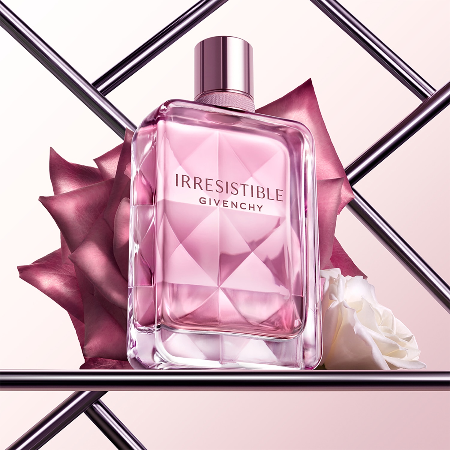 IRRESISTIBLE EAU DE PARFUM VERY FLORAL PARA MUJER
